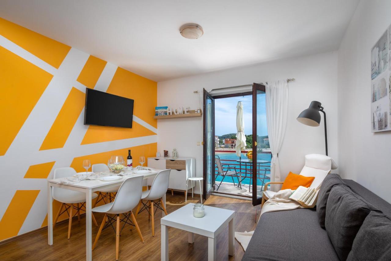Zrinka - Last Season Ever! Apartment Rogoznica (Sibenik-Knin)