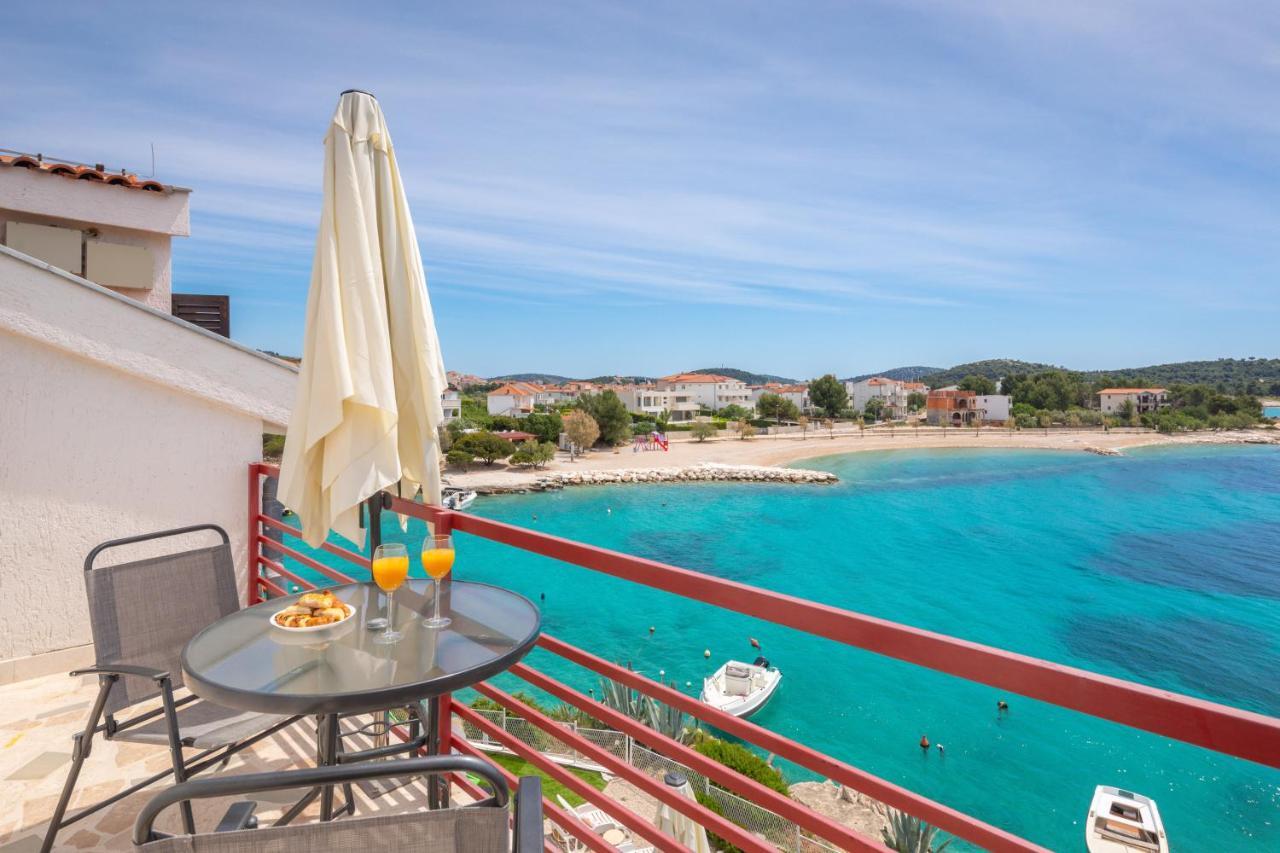 Zrinka - Last Season Ever! Apartment Rogoznica (Sibenik-Knin)