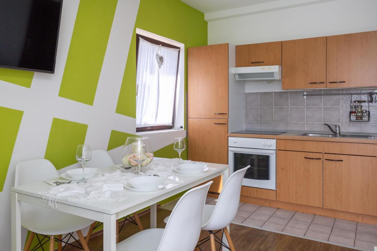 Zrinka - Last Season Ever! Apartmán Rogoznica (Sibenik-Knin)
